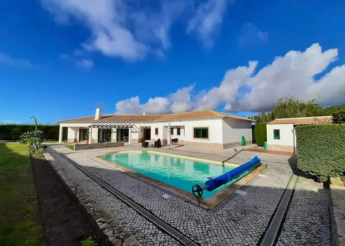 Mar & Surf • Piscina Privada Villa