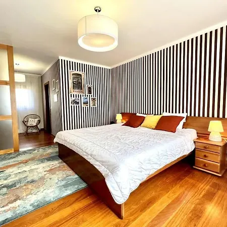 - & Surf - Peniche 빌라 아토우기아다발레이아